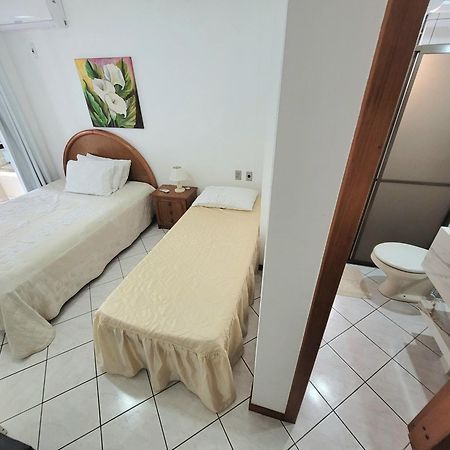 Apartamento 200 Metros Da Praia 03 Quartos Com Ar Condicionado - Meia Praia - Itapema Eksteriør billede